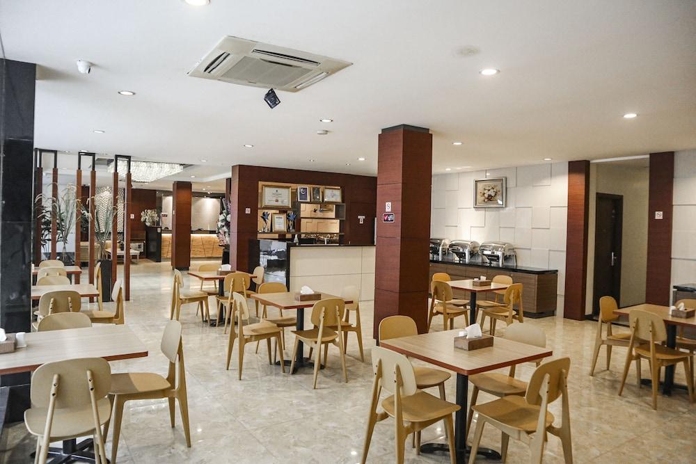 Hana Hotel Batam Εξωτερικό φωτογραφία